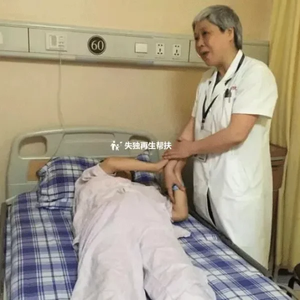 浙江张女士（61岁生男婴）