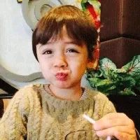 父亲病逝留下的遗憾，独生女只能撑起这个家